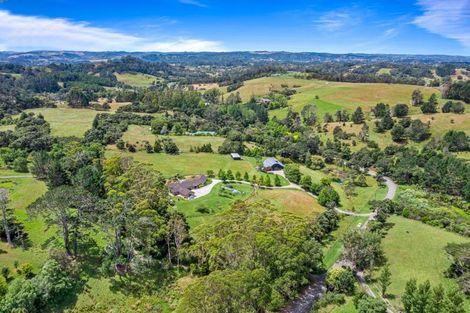 Photo of property in 100 Kauri Crescent, Waimauku, Kumeu, 0891