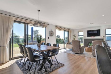 Photo of property in 123 Princess Street, Waitara, 4383