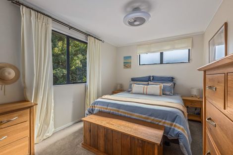 Photo of property in 9 Awatere Place, Snells Beach, 0920