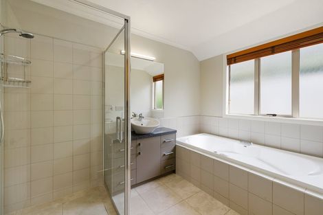 Photo of property in 14 The Peninsula, Huntington, Hamilton, 3210