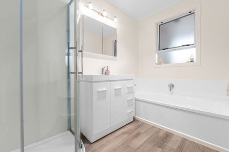 Photo of property in 56 Acacia Crescent, Glenview, Hamilton, 3206