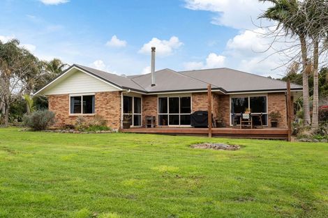 Photo of property in 458 Pukehuia Road, Tangiteroria, 0381