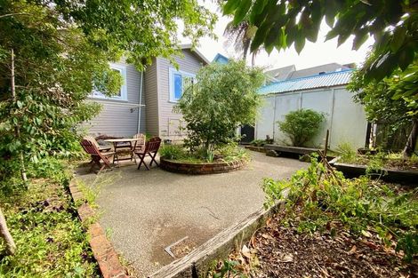 Photo of property in 6 Barton Terrace, Thorndon, Wellington, 6011