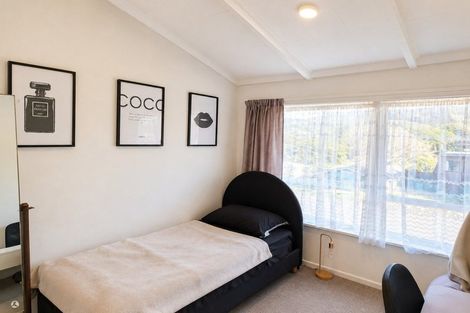 Photo of property in 94 Major Drive, Kelson, Lower Hutt, 5010