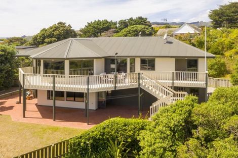 Photo of property in 28 Mckenzie Avenue, Raumati South, Paraparaumu, 5032
