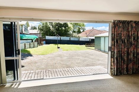 Photo of property in 6 Station Street, Tirau, 3410