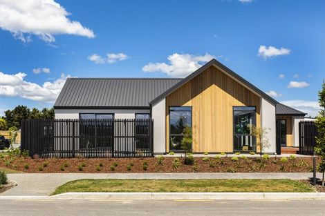 Photo of property in 21 Burkett Street, Marshland, Christchurch, 8051