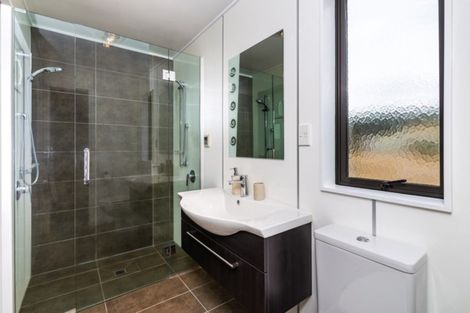 Photo of property in 37 Parekaawa Drive, Motuoapa, 3382