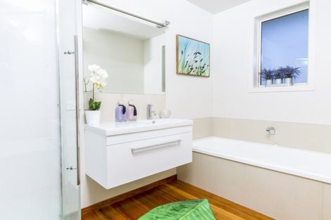 Photo of property in 21 Terrace Street, Nevis, Cromwell, 9384