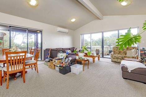 Photo of property in 165 Settlement Road, Papakura, 2110