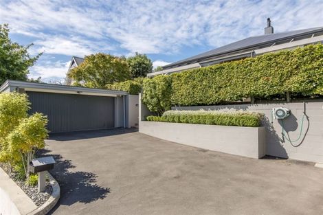 Photo of property in 21 Hackthorne Road, Cashmere, Christchurch, 8022