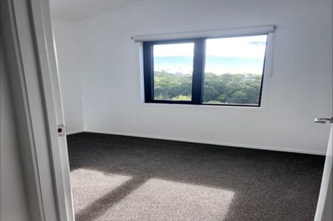 Photo of property in 1 Te Puketoka Lane, Mangere, Auckland, 2022