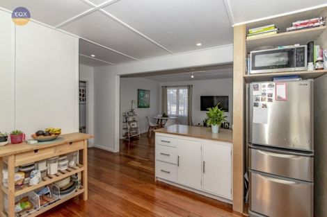 Photo of property in 10 Barton Avenue, Marewa, Napier, 4110