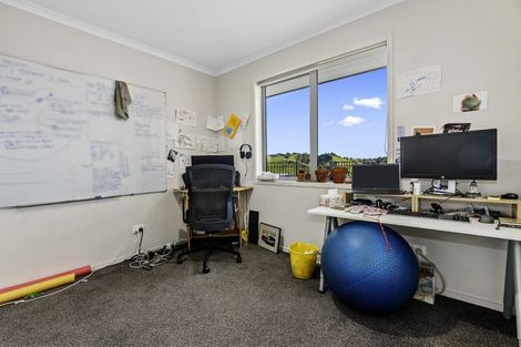 Photo of property in 170 Waikite Road, Welcome Bay, Tauranga, 3175