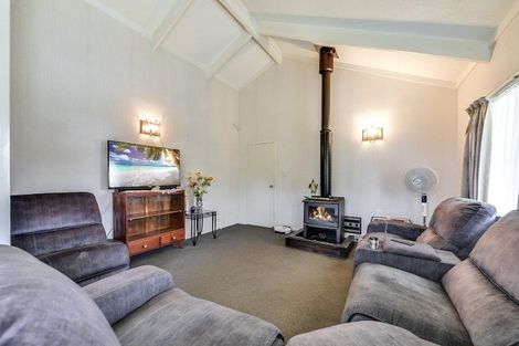 Photo of property in 6 Matipo Crescent, Pukete, Hamilton, 3200