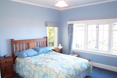 Photo of property in 1 Ranui Crescent, Khandallah, Wellington, 6035