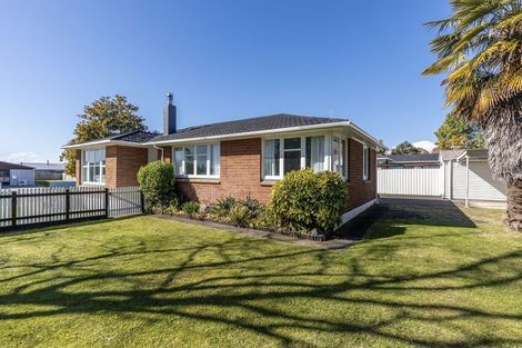 Photo of property in 1 Parekarangi Grove, Turangi, 3334