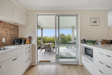 Photo of property in 105 Rowesdale Drive, Ohauiti, Tauranga, 3112