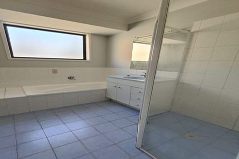 Photo of property in 10 Summerland Drive, Henderson, Auckland, 0612