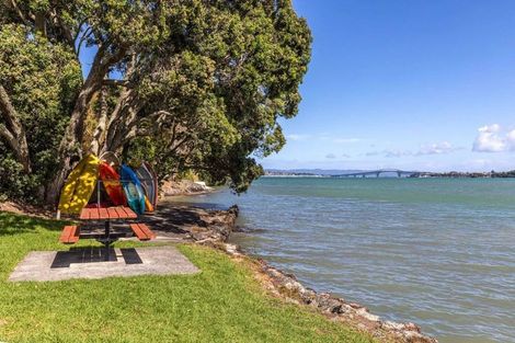 Photo of property in 65a Aramoana Avenue, Devonport, Auckland, 0624