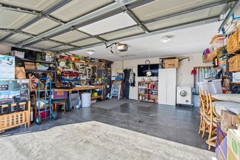 Photo of property in 6 Karlos Lane, Levin, 5510