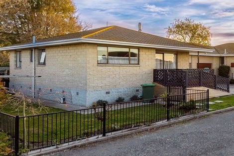 Photo of property in 11 Browns Avenue, Waimate, 7924