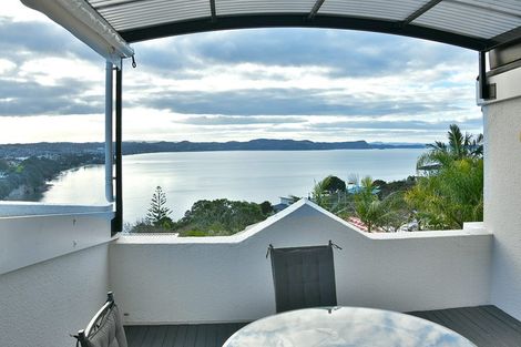 Photo of property in 68a Vipond Road, Stanmore Bay, Whangaparaoa, 0932