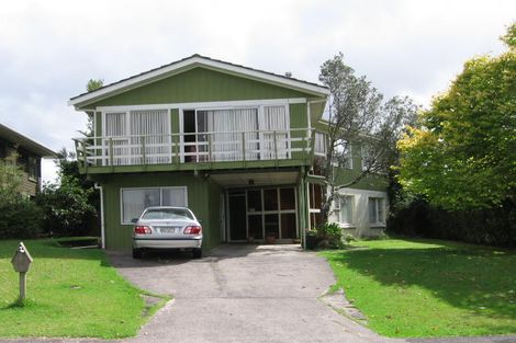 Photo of property in 14 Spence Road, Henderson, Auckland, 0612