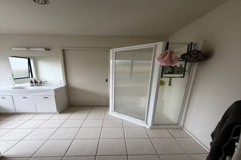 Photo of property in 1a Arataki Road, Havelock North, 4130