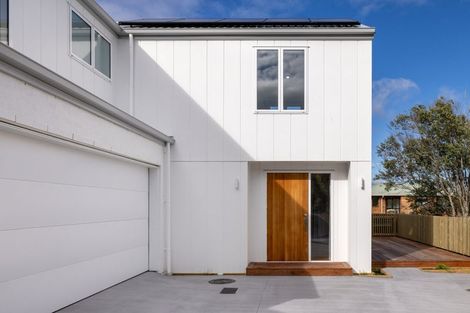 Photo of property in 320b Oceanbeach Road, Mount Maunganui, 3116