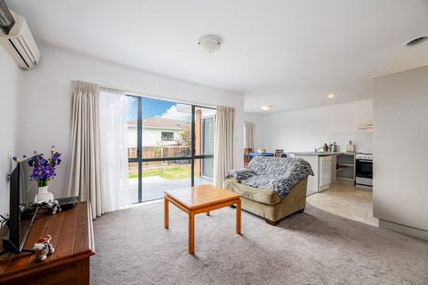 Photo of property in 3/36a James Laurie Street, Henderson, Auckland, 0612