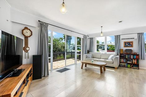 Photo of property in 101 Cargill Street, Papakura, 2110