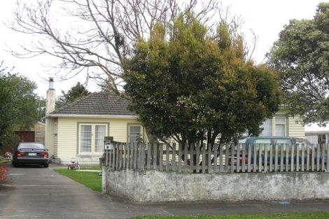 Photo of property in 16 Rutland Street, Levin, 5510