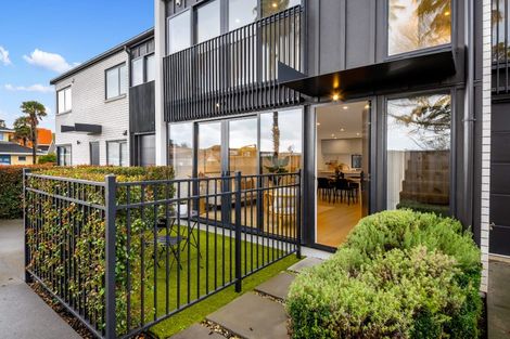 Photo of property in 12a Derby Downs Place, Ellerslie, Auckland, 1051