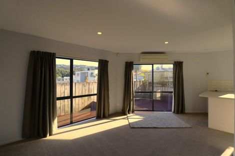 Photo of property in 8 Princess Street, Newtown, Wellington, 6021