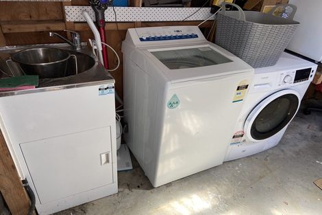 Photo of property in 1/43 Tramway Road, Beach Haven, Auckland, 0626