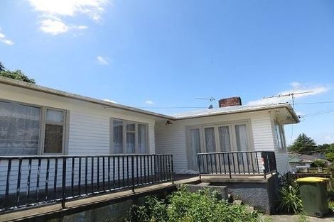 Photo of property in 7 Clayton Road, Manurewa, Auckland, 2102