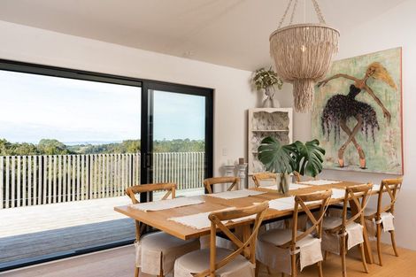 Photo of property in 21 Ngapuke Lane, Parua Bay, Onerahi, 0192