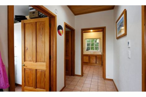 Photo of property in 55 Waimea West Road, Brightwater, 7022