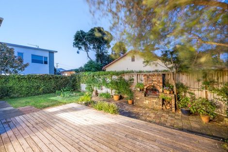 Photo of property in 2/2 Evan Street, Belmont, Auckland, 0622