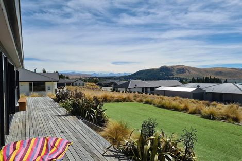 Photo of property in 6 Manning Place, Lake Tekapo, 7999