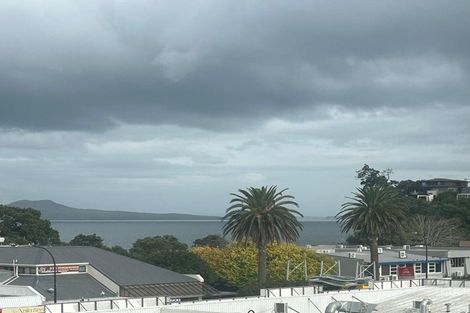 Photo of property in The Victor, 310/4 Bute Road, Browns Bay, Auckland, 0630