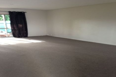 Photo of property in Emery Gardens, 11/4 Ambrico Place, New Lynn, Auckland, 0600