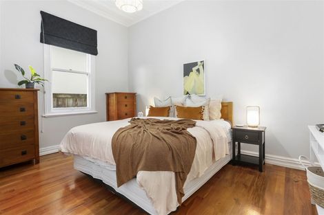 Photo of property in 7 Tui Glen Road, Birkenhead, Auckland, 0626