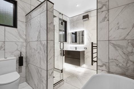 Photo of property in 49 Shandon Road, Vauxhall, Dunedin, 9013