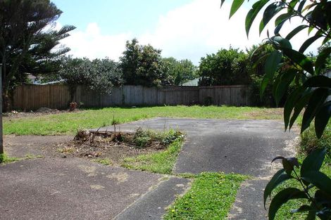 Photo of property in 11a Gane Lane, Te Atatu Peninsula, Auckland, 0610