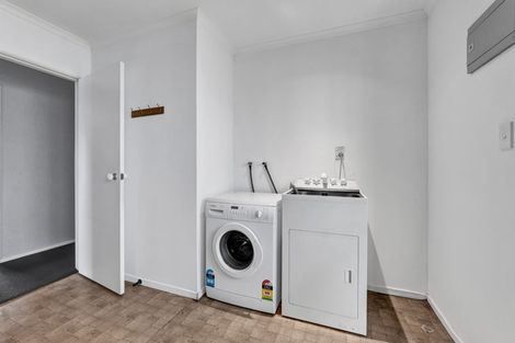 Photo of property in 10 Clawton Street, Westown, New Plymouth, 4310