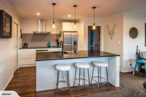 Photo of property in 21 Stoneleigh Drive, Solway, Masterton, 5810