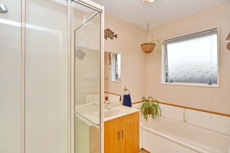 Photo of property in 2/11 Ludecke Place, Sockburn, Christchurch, 8042