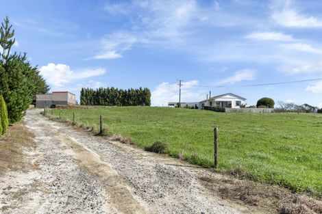 Photo of property in 1382 Carrington Road, Hurworth, New Plymouth, 4371
